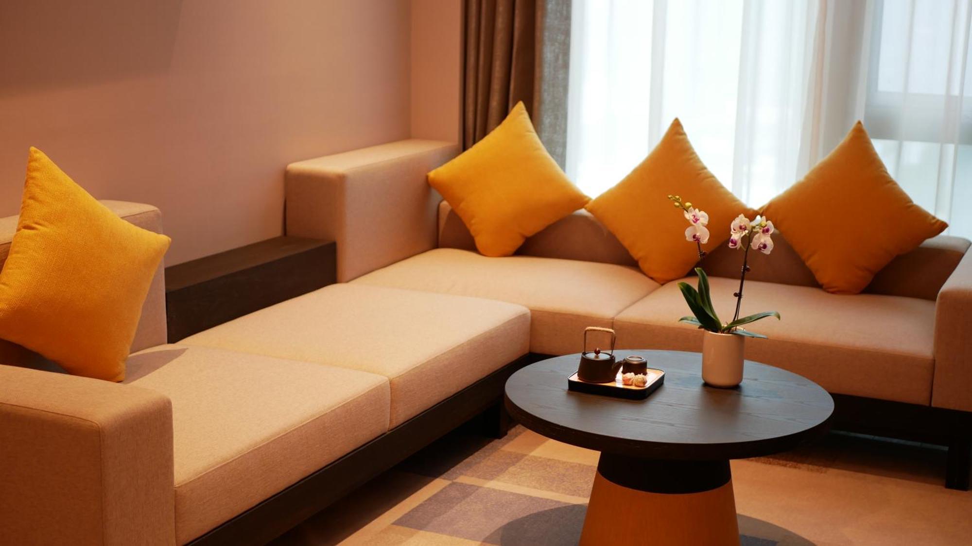 Hilton Garden Inn Shenzhen Airport,Enjoy 24-Hour One Way Free Delivery From Hotel To Shenzhen Baoan Airport On The Hour שנג'ן מראה חיצוני תמונה