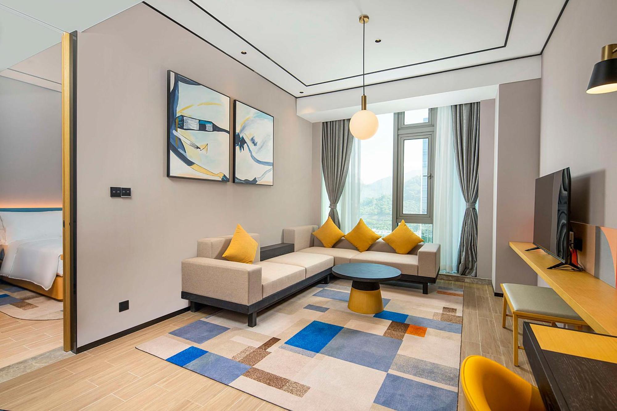 Hilton Garden Inn Shenzhen Airport,Enjoy 24-Hour One Way Free Delivery From Hotel To Shenzhen Baoan Airport On The Hour שנג'ן מראה חיצוני תמונה