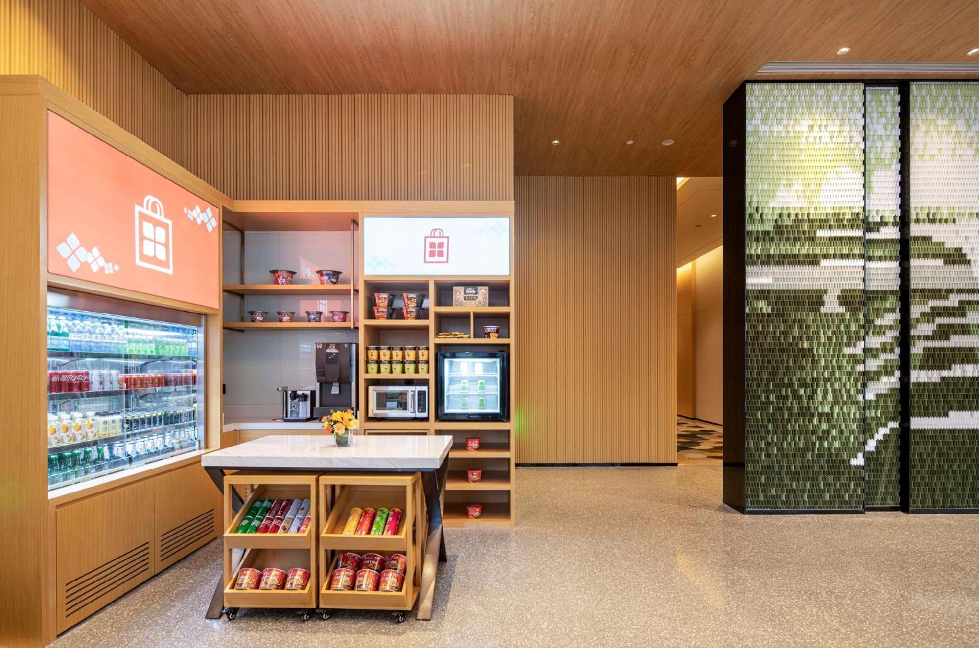 Hilton Garden Inn Shenzhen Airport,Enjoy 24-Hour One Way Free Delivery From Hotel To Shenzhen Baoan Airport On The Hour שנג'ן מראה חיצוני תמונה
