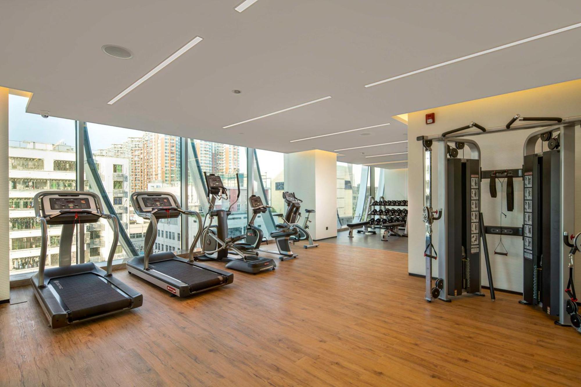 Hilton Garden Inn Shenzhen Airport,Enjoy 24-Hour One Way Free Delivery From Hotel To Shenzhen Baoan Airport On The Hour שנג'ן מראה חיצוני תמונה